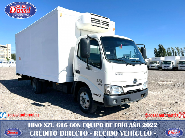 Camión Hino XZU 616, año 2022, Carrocería térmica con equipo de frío, Capacidad de carga 3.500 kilos. $24.980.000
